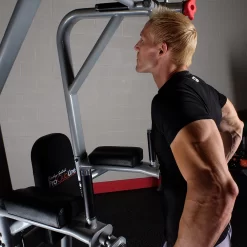 Body Solid Pro Clubline Vertical Knee Raise - SVKR1000 -Optimaal Fitnessapparatuur Winkel SVKR1000 DSCF2311